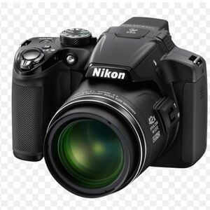 Nikon COOLPIX P510 16.1 MP Digital Camera - 42x Optical Zoom, Full HD + Case